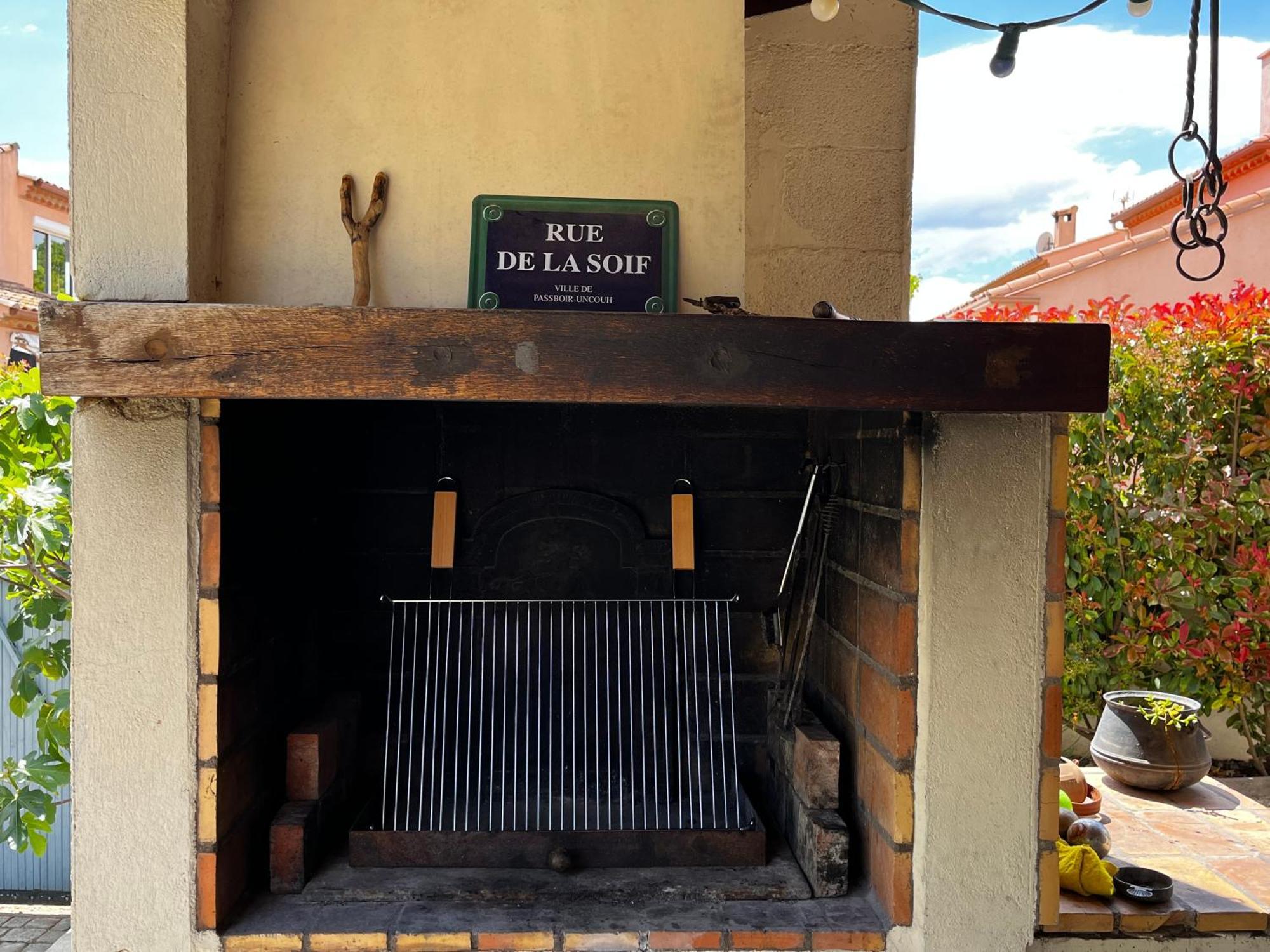 La Maison Brennus , Piscine, 15 Min Des Plages Béziers Kültér fotó